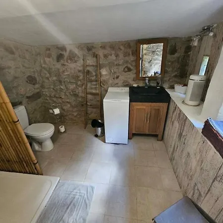 Prázdninový dům Le Cocon Rochesadoule